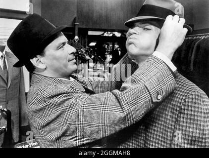 Frank Sinatra, Tony Bill, on-set del film, 'come Blow Your Horn', Paramount Pictures, 1963 Foto Stock