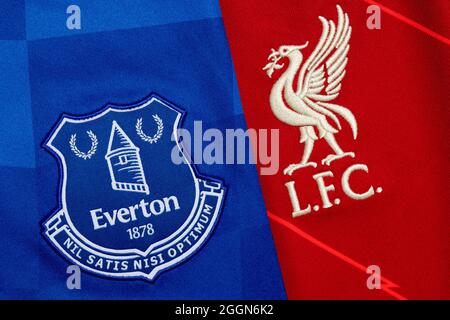 Primo piano della cresta del Liverpool & Everton club Foto Stock