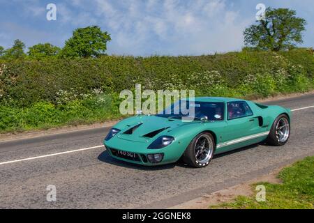 2017 verde Ford Southern GT40MK1 5700cc benzina roadster in rotta per Capesthorne Hall classico maggio mostra auto, Cheshire, Regno Unito Foto Stock