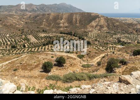Viste panoramiche panoramiche panoramiche della campagna circostante dal Castello di Antimachia a Kos, Isola Dodecanese, Grecia Foto Stock