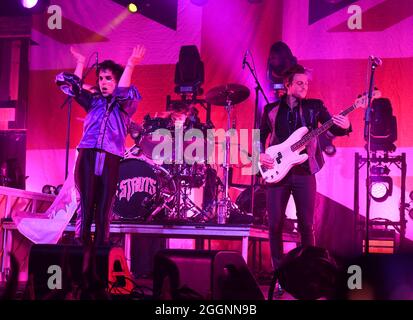 Fort Lauderdale, Florida, Stati Uniti. 01 Settembre 2021. Luke Spiller, Getin Davies e Jed Elliott of the Struts suonano a Revolution Live il 1 settembre 2021 a Fort Lauderdale, Florida. Credit: Mpi04/Media Punch/Alamy Live News Foto Stock