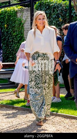 Gulpen, Paesi Bassi. 2 settembre 2021. GULPEN - Queen Maxima visita la birreria Gulpener a Gulpen, 2 settembre 2021. RPE Albert Nieboer Foto Albert Nieboer Credit: dpa Picture Alliance/Alamy Live News Foto Stock