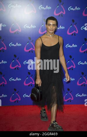 Londra, Regno Unito. 25 ago 2021. Layton Williams, Cenerentola di Andrew Lloyd Webber si apre finalmente stasera con un tappeto rosso per Celeb's e VIP's al Gillian Lynne Theatre. Drury Lane. Credit: SPP Sport Press Photo. /Alamy Live News Foto Stock