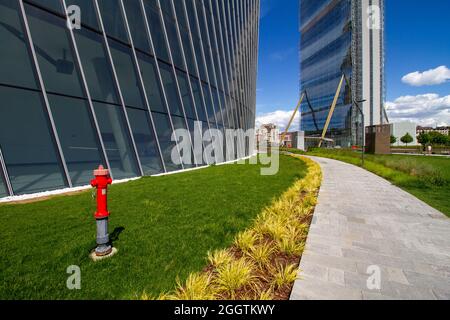 Milano, Italia. 28 aprile 2019. Italia, Lombardia, Milano, City Life Credit: Independent Photo Agency/Alamy Live News Foto Stock