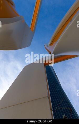 Milano, Italia. 28 aprile 2019. Italia, Lombardia, Milano, City Life Credit: Independent Photo Agency/Alamy Live News Foto Stock