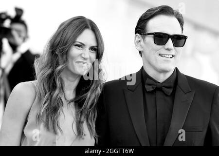 Roberta Mastromichele & Matt Dillon partecipa alla proiezione "Terra dei sogni" durante il 78° Festival del Cinema di Venezia a Venezia. © Paul Treadway Foto Stock