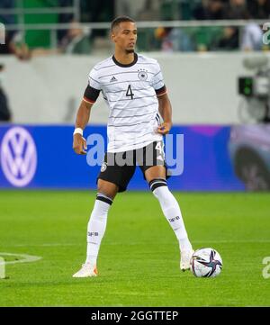 San Gallo, Svizzera. 2 settembre 2021. Calcio: Qualificazione Coppa del mondo Europa, Liechtenstein - Germania, fase del Gruppo, Gruppo J, Matchday 4 a Kybunpark. Thilo Kehrer di Germania gioca la palla. Credit: Sven Hoppe/dpa/Alamy Live News Foto Stock