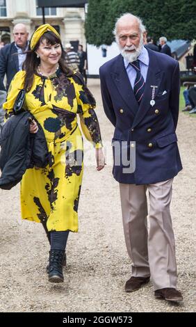 Hampton Court 3 settembre 2021 Prince Michael of Kent, membro della famiglia reale britannica ‘ e’ un cugino paterno della Regina Elisabetta ll , nipote di Re Giorgio V e della Regina Maria in visita ai Concorsi di eleganza di Hampton Court Paul Quezada-Neiman/Alamy Live News Foto Stock