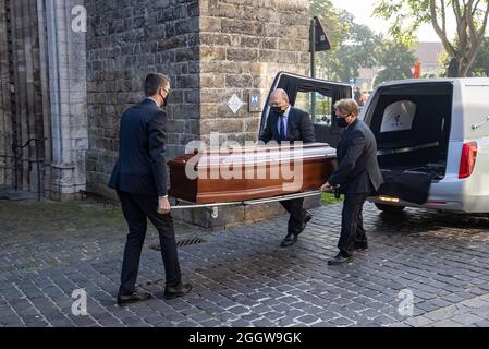 L'illustrazione mostra il servizio funebre del conte Henri d'Udekem d'Acoz, ex sindaco di Poperinge e politico CD&V, e zio del Belgio Qu Foto Stock