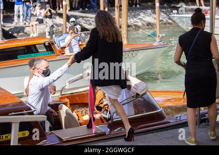 Palazzo del Casino, Lido di Venezia, Italia, 03 settembre 2021, Zendaya lascia Palazzo del Casino dopo la fotocall 'fine' durante il 78° Festival del Cinema di Venezia 2021 - News Foto Stock