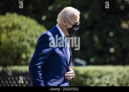 Il Presidente DEGLI STATI UNITI Joe Biden parte dalla Casa Bianca per New Orleans devastata dagli uragani a Washington, DC, USA, 03 settembre 2021. Foto Stock