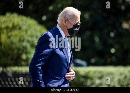 Il presidente AMERICANO Joe Biden parte dalla Casa Bianca per New Orleans devastata dagli uragani a Washington, DC, USA. 03 Settembre 2021. Credit: Sipa USA/Alamy Live News Foto Stock