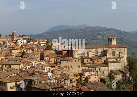 Perugia, Italia. 16 aprile 2019. Perugia, Italia, la città medievale Credit: Independent Photo Agency/Alamy Live News Foto Stock