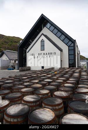 Esterno della distilleria Isle of Harris a Tarbert Isle of Harris, Outer Hebrides, Scozia, Regno Unito Foto Stock