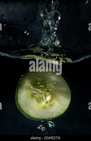 Fiasca d'acqua di cetriolo Foto Stock