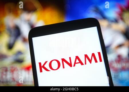 Ucraina. 03 Settembre 2021. In questa foto è visualizzato il logo Konami Holdings Corporation sullo schermo di uno smartphone. (Foto di Pavlo Gonchar/SOPA Images/Sipa USA) Credit: Sipa USA/Alamy Live News Foto Stock