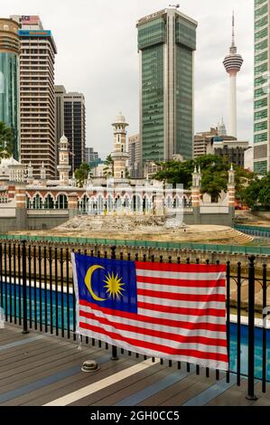 Masjud Jamek, Kuala Lumpur dal River of Life Walkway Foto Stock