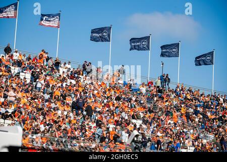 Tribune, gradini, spettatori, tifosi durante il Gran Premio olandese di Formula 1 Heineken 2021, 13° round del Campionato Mondiale di Formula uno FIA 2021 dal 3 al 5 settembre 2021 sul circuito di Zandvoort, a Zandvoort, Olanda Foto Stock