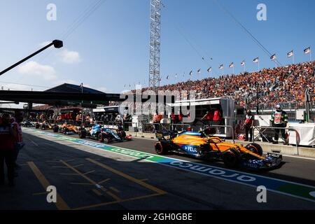 04 NORRIS Lando (gbr), McLaren MCL35M, azione pitlane, durante il Gran Premio olandese di Formula 1 Heineken 2021, 13° round del Campionato Mondiale di Formula uno FIA 2021 dal 3 al 5 settembre 2021 sul circuito di Zandvoort, a Zandvoort, Paesi Bassi Foto Stock