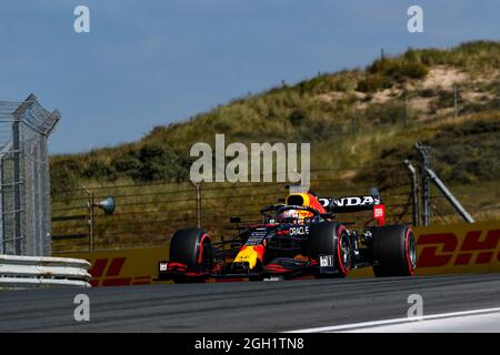 33 VERSTAPPEN Max (nld), Red Bull Racing Honda RB16B, in azione durante il Gran Premio di Formula 1 olandese Heineken 2021, 13° round del Campionato del mondo di Formula 1 FIA 2021 dal 3 al 5 settembre 2021 sul circuito di Zandvoort, a Zandvoort, Olanda Foto Stock