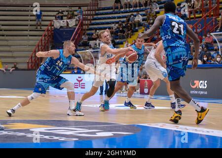 Napoli, Italia. 03 Settembre 2021. Supercoppa Serie A1 GEVI Napoli senza fiato, Treviso ne approfitta (58-68). (Foto di massimo Solimene/Pacific Press) Credit: Pacific Press Media Production Corp./Alamy Live News Foto Stock