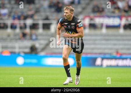 Newcastle, Regno Unito. 4 settembre 2021. Michael Shenton (4) di Castleford Tigers in azione durante la partita a Newcastle, Regno Unito il 9/4/2021. (Foto di Simon Whitehead/News Images/Sipa USA) Credit: Sipa USA/Alamy Live News Foto Stock