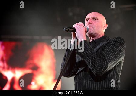 4 settembre 2021, Sheffield, South Yorkshire, U.K: Heaven 17 in esecuzione a Sheffield City Hall , UK , 04.09.2021 (Credit Image: © Robin Burns/ZUMA Press Wire) Foto Stock