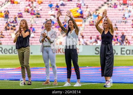 BARCELLONA - AGO 29: Paredes, Panos, Hermoso e Putellas celebrano il trofeo della Women's Champions League prima della partita la Liga tra il FC Barcellona Foto Stock