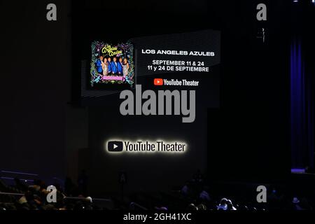 Vista sul palco interno del teatro YouTube al SoFi Stadium venerdì 3 settembre 2021, a Inglewood, California (Jevone Moore/immagine dello Sport) Foto Stock