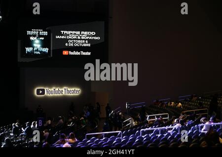 Vista sul palco interno del teatro YouTube al SoFi Stadium venerdì 3 settembre 2021, a Inglewood, California (Jevone Moore/immagine dello Sport) Foto Stock