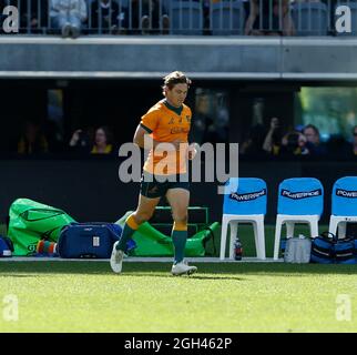 Perth, Australia. 5 settembre 2021; Optus Stadium, Perth, Australia: Bledisloe Cup International lrugby, Australia versus New Zealand; il capitano australiano Michael Hooper guida i Walaby sul Field Credit: Action Plus Sports Images/Alamy Live News Foto Stock