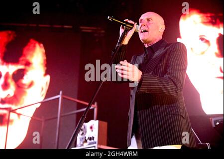 Heaven 17 si esibisce a Sheffield City Hall , UK , 04.09.2021 Foto Stock
