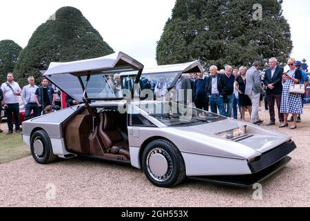 1979 Aston Martin Bulldog Concept car. At 2021 Hampton Court Concours. Foto Stock