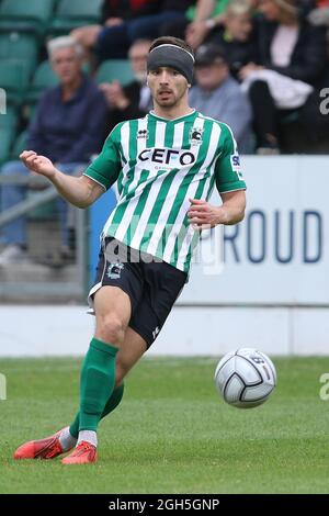Toby Lees of Blyth Spartans in azione durante la partita della Vanarama National League North tra Blyth Spartans AFC e Brackley Town a Croft Park, Blyth sabato 4 settembre 2021. (Credit: Will Matthews | MI News) Credit: MI News & Sport /Alamy Live News Foto Stock