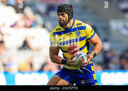 Sitaleki Akauola (20) di Warrington Wolves durante il gioco Foto Stock