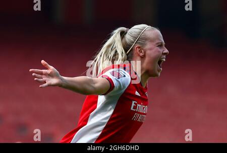 Londra, Regno Unito. 05 settembre 2021. BOREHAMWOOD, INGHILTERRA - SETTEMBRE 05: Beth Mead of Arsenal celebra il suo obiettivo durante Barclays fa Women's Super League tra le donne dell'Arsenal e le donne del Chelsea all'Emirates Stadium, Londra, UK il 05 Settembre 2021 Credit: Action Foto Sport/Alamy Live News Foto Stock