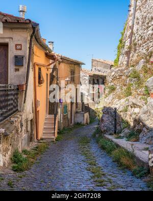 Vista panoramica a Palombara Sabina, bellissima cittadina in provincia di Roma, Lazio, Italia. Foto Stock