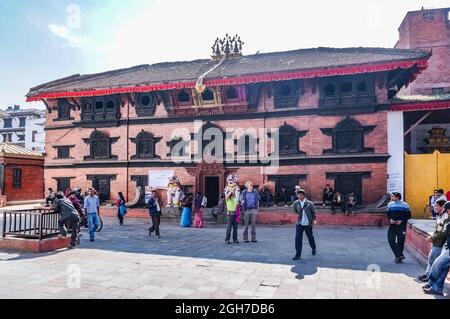 Kumari Bahal, palazzo della dea vivente Kumari in piazza Kathmandu Durbar, Nepal, prima del terremoto del 2015 Foto Stock