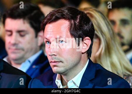 Francois-Xavier Bellamy, filosofo francese e deputato europeo, membro del partito francese di destra Les Republicains (LR) durante l'annuale 'Campus des Jeunes Republicains' (Campus dei giovani repubblicani) tenuto presso il Parc Floral di Parigi, Francia, il 5 settembre 2021. Foto di Victor Joly/ABACAPRESS.COM Foto Stock