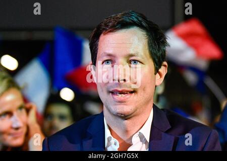 Francois-Xavier Bellamy, filosofo francese e deputato europeo, membro del partito francese di destra Les Republicains (LR) durante l'annuale 'Campus des Jeunes Republicains' (Campus dei giovani repubblicani) tenuto presso il Parc Floral di Parigi, Francia, il 5 settembre 2021. Foto di Victor Joly/ABACAPRESS.COM Foto Stock