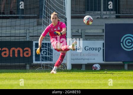 Emily Orman (13 Crystal Palace) durante la partita del campionato fa Womens tra London City Lionesses e Crystal Palace al Princes Park, Dartford, Inghilterra. Foto Stock