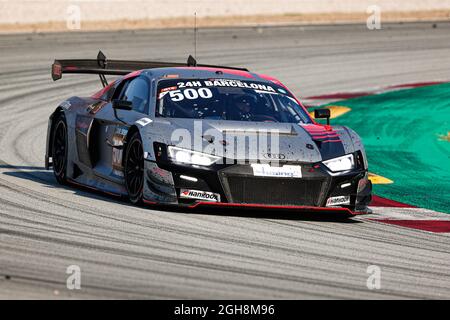 Piloti: Martin Lechmann e Patric Niederhauser della Car Collection durante LA 24H BARCELLONA HANKOOK 2021 Race al Circuit de Catalunya. Foto Stock