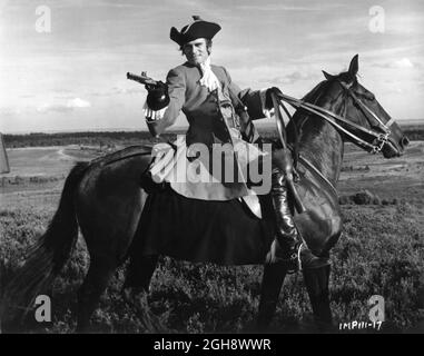 LAURENCE OLIVIER come capitano MacHeath sul suo cavallo nel BEGGAR'S OPERA 1953 regista PETER BROOK libretto John Gay scrittori Denis Cannan e Christopher Fry musica Arthur Bliss Costume design Georges Wakhevitch Herbert Wilcox Productions / British Lion Film Corporation Foto Stock