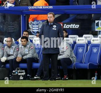 Harry Redknapp si presenta durante la partita di calcio della Barclays Premier League tra i Queens Park Rangers (QPR) e Fulham alla Loftus Road di Londra, Regno Unito, il 15 dicembre 2012. Foto David KleinSportimage Foto Stock