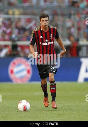 Davide Pacifico di Milano in azione durante la Audi Cup 2013 tra AC Milan e Sao Paulo all'Allianz Arena di Monaco, Germania, il 01 agosto 2013. Foto Stock