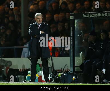 Mark Hughes manager di Stoke City durante la partita di fa Cup Fourth Round tra Rochdale e Stoke City allo Spotland Stadium di Manchester, Inghilterra, il 26 gennaio 2015. Foto Stock