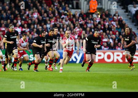 Charlie Sharples di Gloucester fa una pausa durante la partita finale della European Rugby Challenge Cup tra Edimburgo e Gloucester a Twickenham Stoop London, il 1° maggio 2015. Charlie Forgham-Bailey Foto Stock