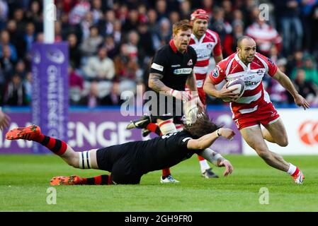 Charlie Sharples di Gloucester fa una pausa durante la partita finale della European Rugby Challenge Cup tra Edimburgo e Gloucester a Twickenham Stoop London, il 1° maggio 2015. Charlie Forgham-Bailey Foto Stock