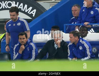 Image #: 39896446 October 3, 2015 - London, United Kingdom - Chelsea's Jose Mourinho looks on Degled..Barclays Premier League - Chelsea vs Southampton - Stamford Bridge - England - 3 October 2015 Foto Stock