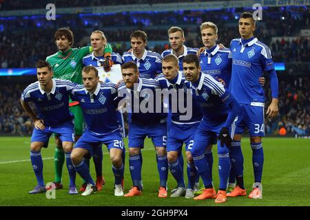 Gruppo di squadre di Dynamo Kiev durante la partita della UEFA Champions League all'Etihad Stadium. Il credito fotografico dovrebbe essere: Philip Oldham/Sportimage via PA Images Foto Stock